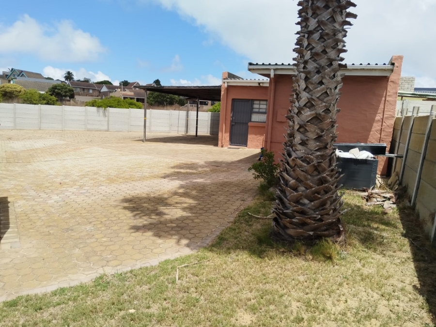 3 Bedroom Property for Sale in Heiderand Western Cape